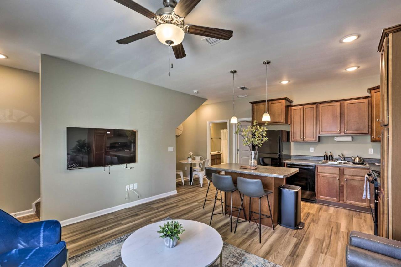 טלהאסי Ideally Located And Elegant Condo With Balcony! מראה חיצוני תמונה
